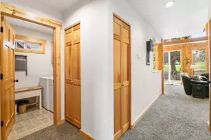8928 Cliff Swallow Dr, Redmond, OR 97756 - Photo 23