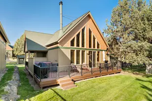 8928 Cliff Swallow Dr, Redmond, OR 97756 - Photo 3