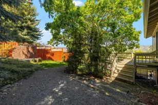 575 Dogwood Way, Ashland, OR 97520 - Photo 25