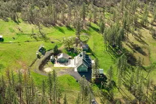 10060 Butte Falls Hwy, Eagle Point, OR 97524 - Photo 11