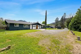 824 Pine St, Rogue River, OR 97537 - Photo 19