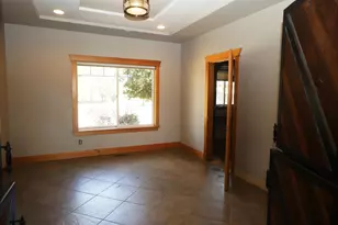 21491 Bear Creek Rd, Bend, OR 97701 - Photo 15