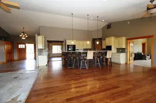 21491 Bear Creek Rd, Bend, OR 97701 - Photo 9