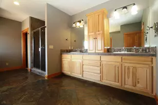 21491 Bear Creek Rd, Bend, OR 97701 - Photo 19