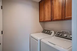 514 Coventry Ct, Eagle Point, OR 97524 - Photo 15