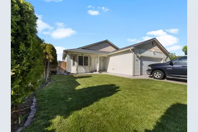 5637 Mickshelly Circle, Klamath Falls, OR 97603 - Photo 3