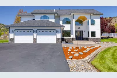 9015 Arant Road, Klamath Falls, OR 97603 - Photo 1