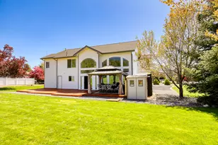 9015 Arant Rd, Klamath Falls, OR 97603 - Photo 35