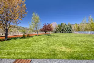 9015 Arant Rd, Klamath Falls, OR 97603 - Photo 39