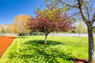 9015 Arant Rd, Klamath Falls, OR 97603 - Photo 39