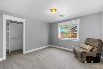 1180 NW F Street, Grants Pass, OR 97526 - Photo 33