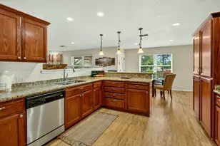 634 Towne St, Grants Pass, OR 97527 - Photo 21