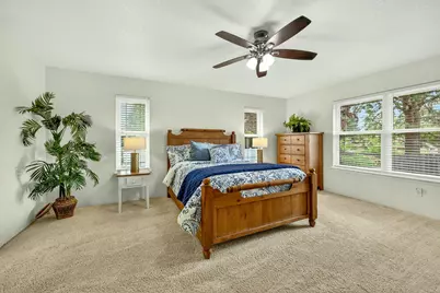 634 Towne Street, Grants Pass, OR 97527 - Photo 29