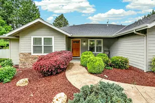 634 Towne St, Grants Pass, OR 97527 - Photo 5