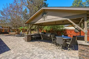 61605 Summer Shade Dr, Bend, OR 97702 - Photo 39