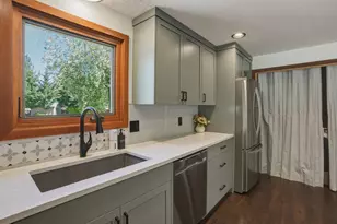 61605 Summer Shade Dr, Bend, OR 97702 - Photo 17