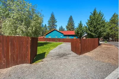 61605 Summer Shade Drive, Bend, OR 97702 - Photo 51