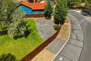 61605 Summer Shade Dr, Bend, OR 97702 - Photo 57