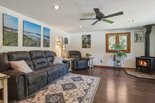 61605 Summer Shade Dr, Bend, OR 97702 - Photo 5