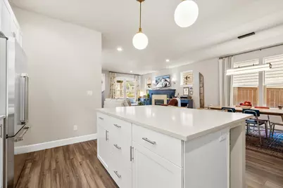1048 E Black Butte Avenue, Sisters, OR 97759 - Photo 13