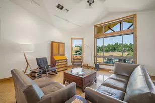 63945 W Quail Haven Dr, Bend, OR 97703 - Photo 11