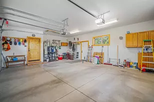 63945 W Quail Haven Dr, Bend, OR 97703 - Photo 45