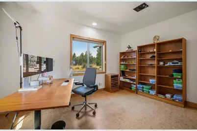 63945 W Quail Haven Drive, Bend, OR 97703 - Photo 37