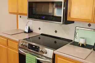 3011 Edgewood Dr, Medford, OR 97504 - Photo 17