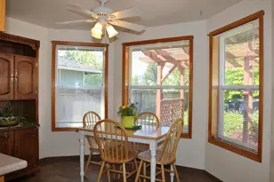 3011 Edgewood Dr, Medford, OR 97504 - Photo 17