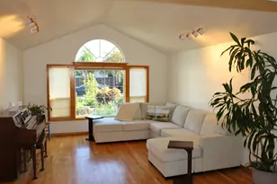 3011 Edgewood Dr, Medford, OR 97504 - Photo 9