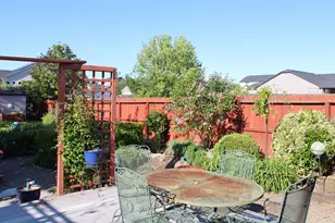 3011 Edgewood Dr, Medford, OR 97504 - Photo 43