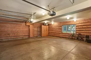 66488 Sisemore Rd, Bend, OR 97703 - Photo 69