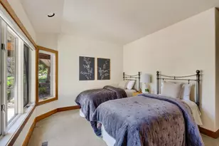 60350 Arnold Market Rd, Bend, OR 97702 - Photo 27