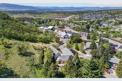 4406 San Juan Drive, Medford, OR 97504 - Photo 31
