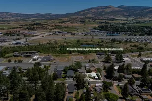 110 W 5th St, Phoenix, OR 97535 - Photo 29