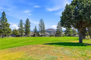 2964 NW Fairway Heights Dr, Bend, OR 97703 - Photo 39