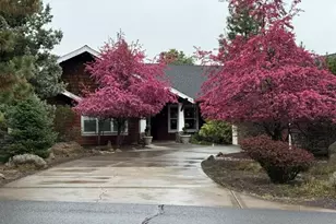 2964 NW Fairway Heights Dr, Bend, OR 97703 - Photo 47