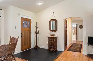 2964 NW Fairway Heights Dr, Bend, OR 97703 - Photo 5