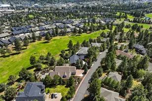 2964 NW Fairway Heights Dr, Bend, OR 97703 - Photo 43