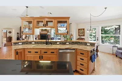 2964 NW Fairway Heights Drive, Bend, OR 97703 - Photo 11