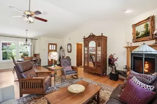 2964 NW Fairway Heights Dr, Bend, OR 97703 - Photo 7