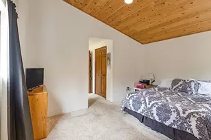 7310 N Applegate Rd, Grants Pass, OR 97527 - Photo 23