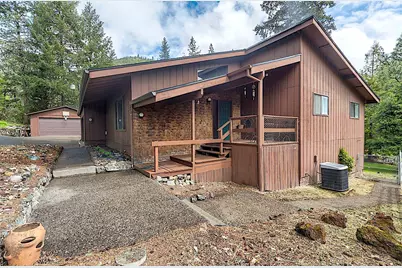 7310 N Applegate Road, Grants Pass, OR 97527 - Photo 5