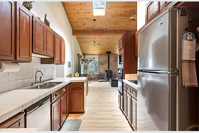 7310 N Applegate Road, Grants Pass, OR 97527 - Photo 13