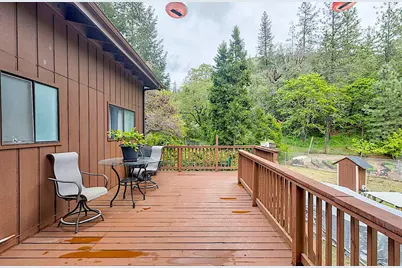 7310 N Applegate Road, Grants Pass, OR 97527 - Photo 27