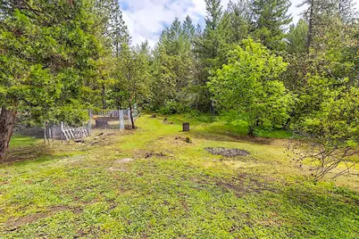 7310 N Applegate Road, Grants Pass, OR 97527 - Photo 39