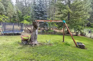 7310 N Applegate Rd, Grants Pass, OR 97527 - Photo 47