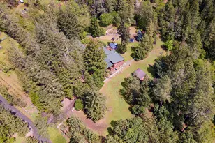 7310 N Applegate Rd, Grants Pass, OR 97527 - Photo 63