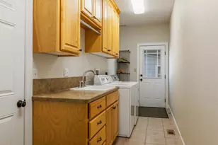 10831 Kestrel Rd, Klamath Falls, OR 97601 - Photo 27