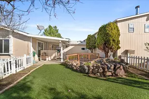 206 Eagle View Dr, Eagle Point, OR 97524 - Photo 27